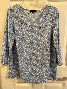 Mario Serrani Light Blue Floral V-Neck Blouse